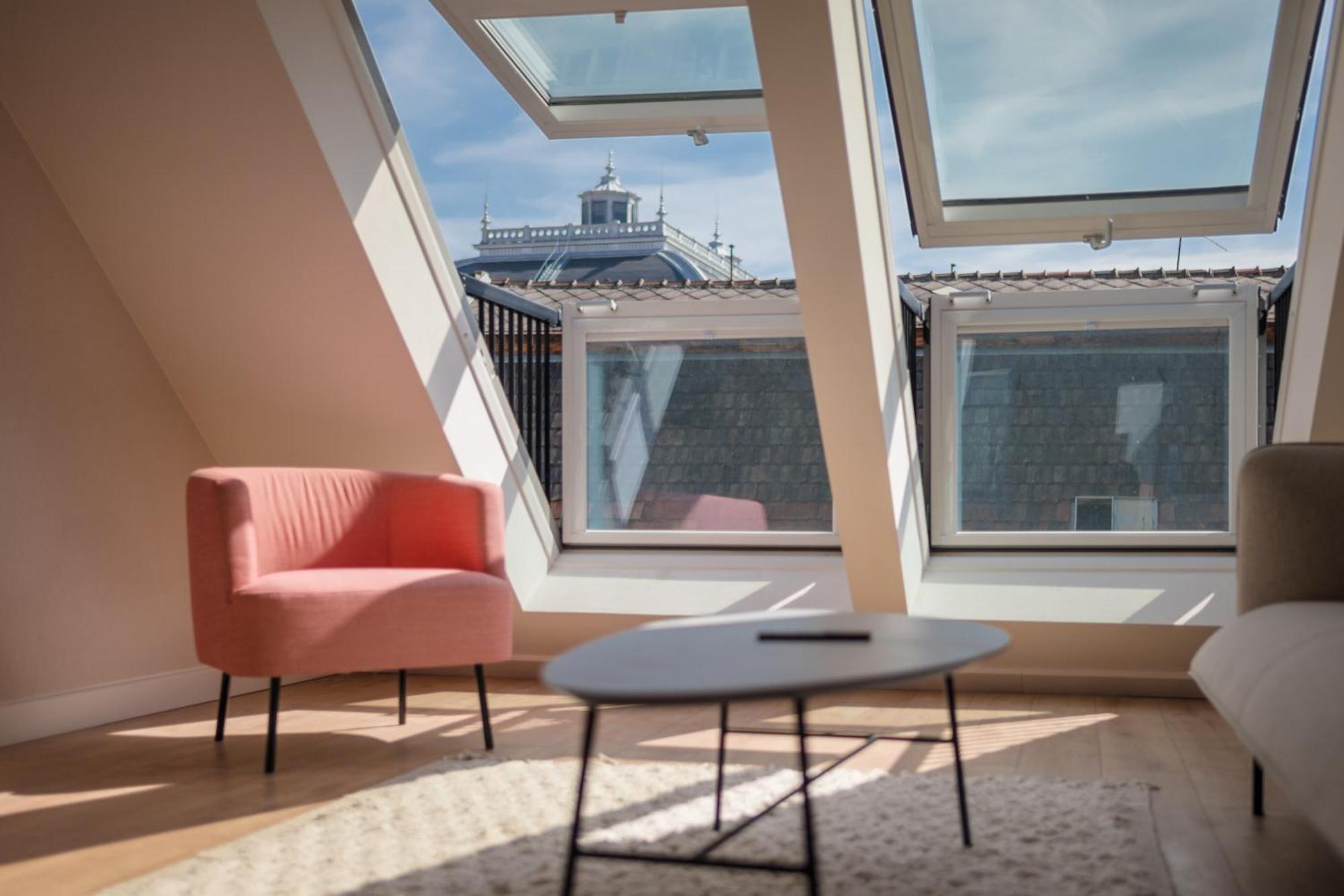 Apartment Luxury 5 Bedroom 5 Bathroom Penthouse By The Opera Budapest