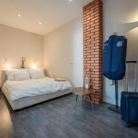 Luxury 5 Bedroom 5 Bathroom Penthouse By The Opera Budapest Exterior photo